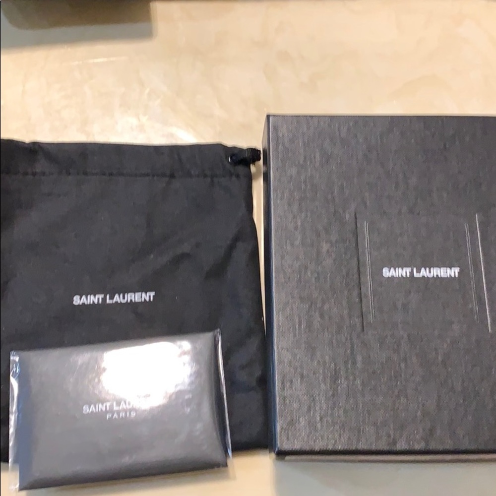 Wallet - Picture 4 of 11